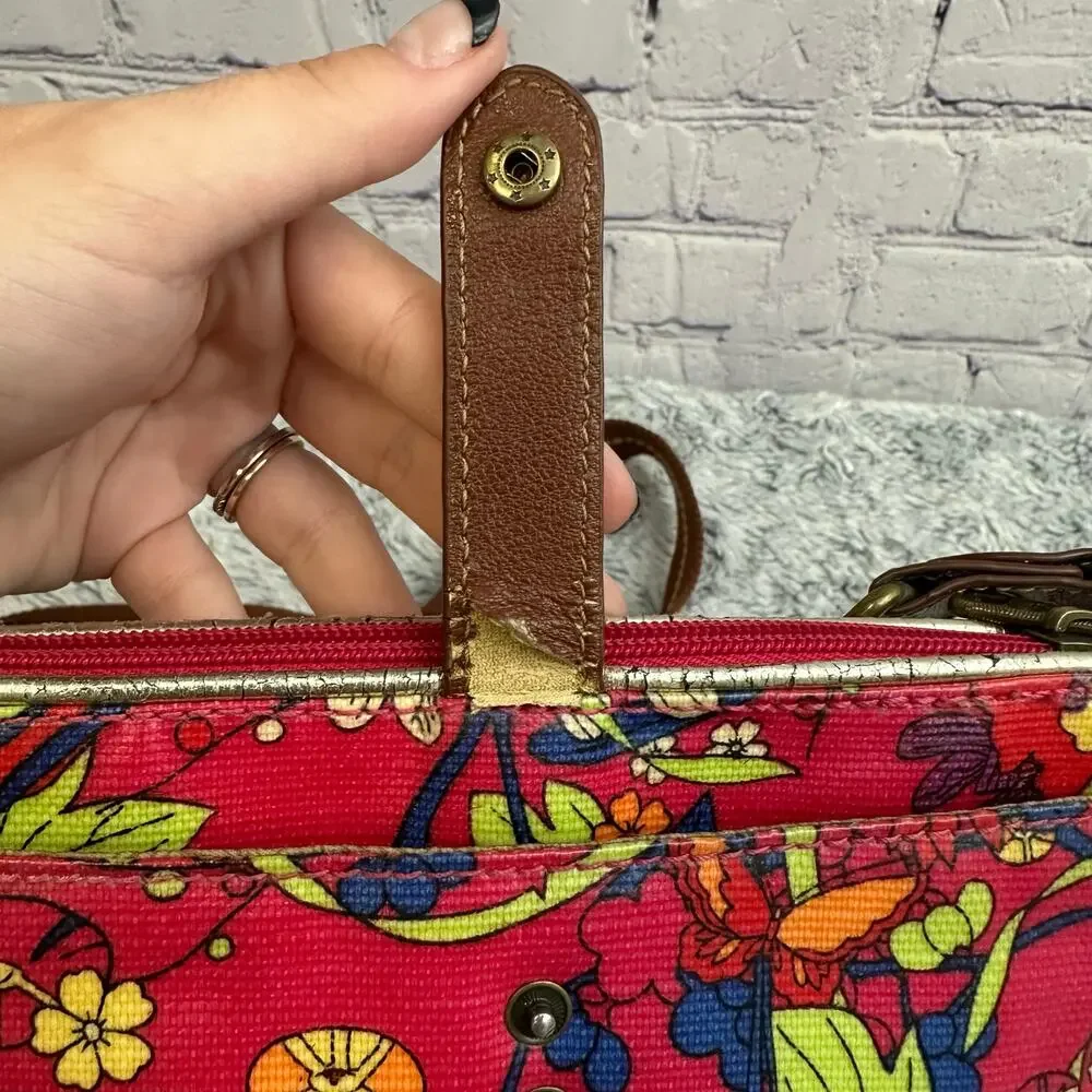 Sak Roots Artist Circle Flat Crossbody Purse Red Floral Brown Adjustable Strap